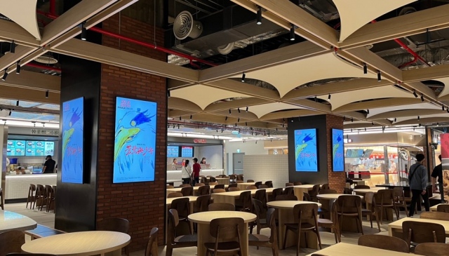 新店裕隆城-B1 美食街LED電視